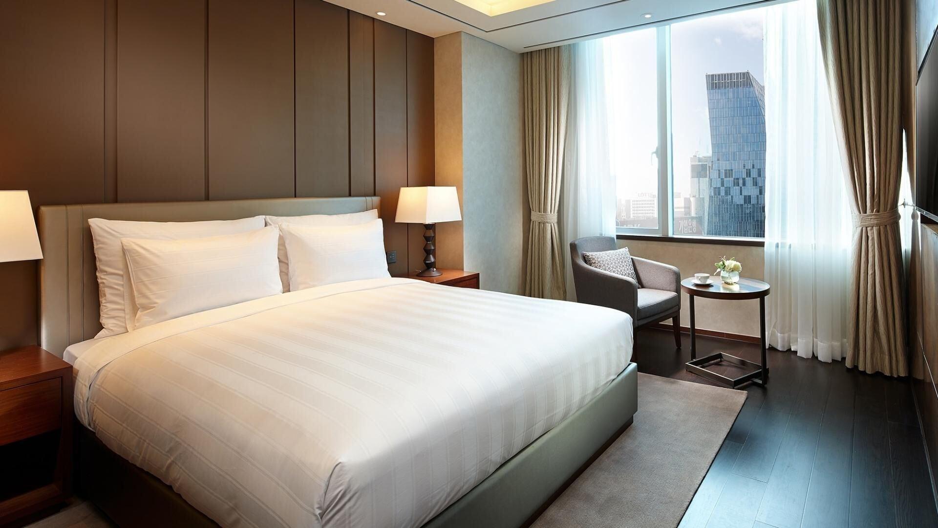 โรงแรม Lotte Myeongdong 4*